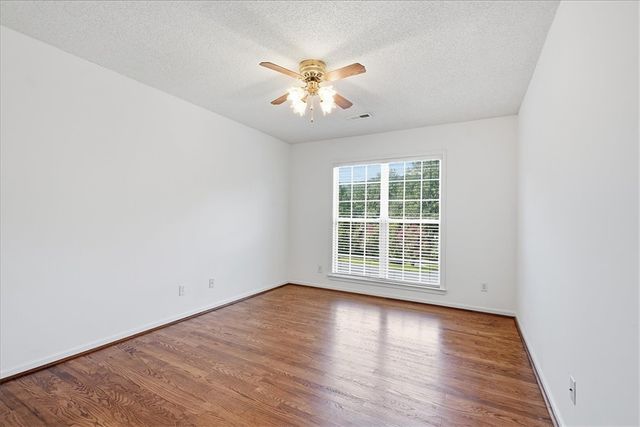 1052 Madden Bridge Road, Central, SC 29630