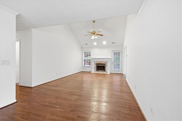 1052 Madden Bridge Road, Central, SC 29630