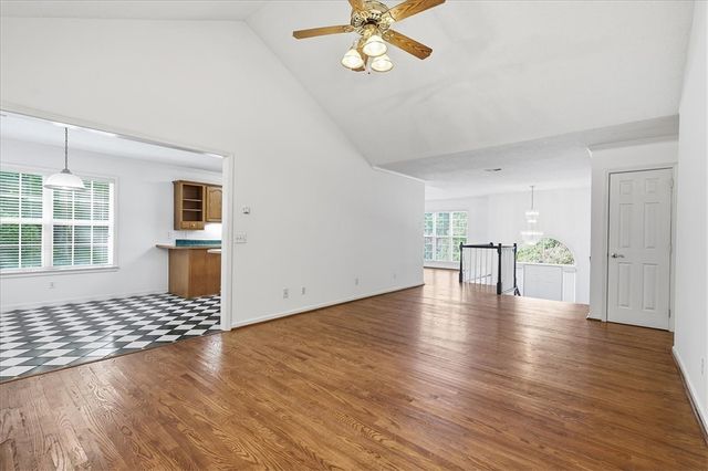 1052 Madden Bridge Road, Central, SC 29630
