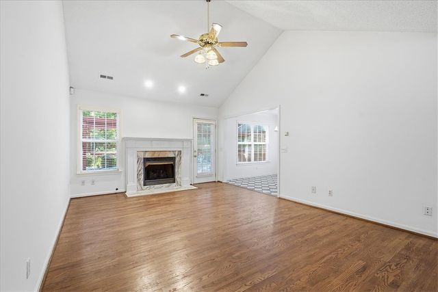 1052 Madden Bridge Road, Central, SC 29630