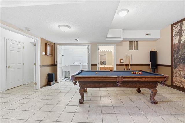 1052 Madden Bridge Road, Central, SC 29630