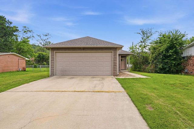 11 Brooklawn Drive, Little Rock, AR 72205