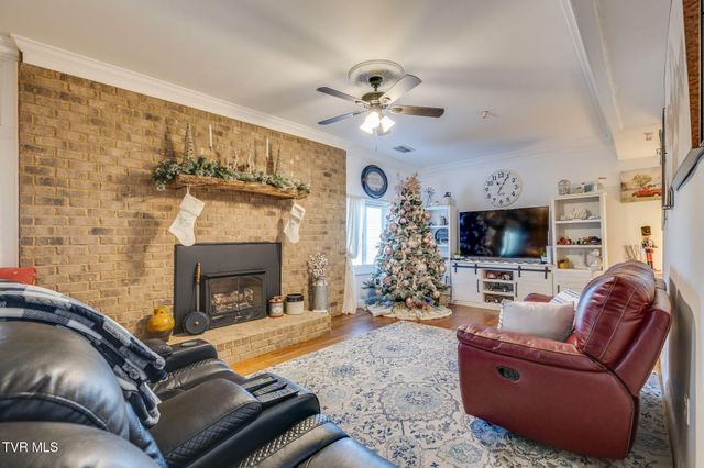 1404 Van Oaks Drive, Kingsport, TN 37665