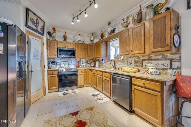 1404 Van Oaks Drive, Kingsport, TN 37665