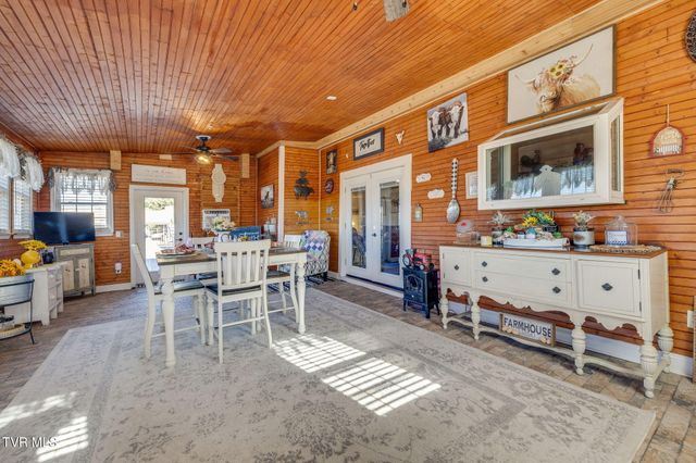 1404 Van Oaks Drive, Kingsport, TN 37665