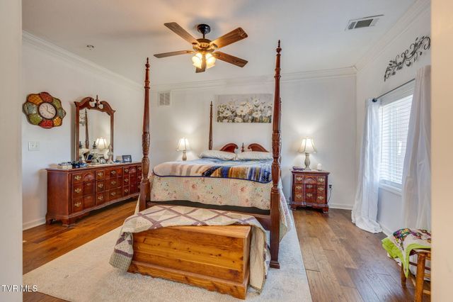 1404 Van Oaks Drive, Kingsport, TN 37665