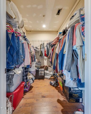 1404 Van Oaks Drive, Kingsport, TN 37665