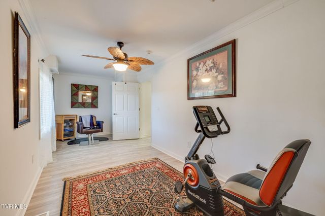 1404 Van Oaks Drive, Kingsport, TN 37665