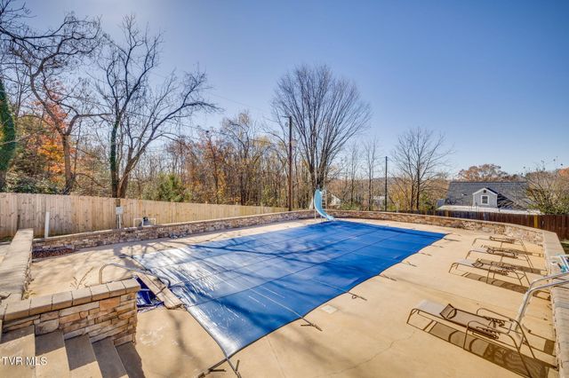 1404 Van Oaks Drive, Kingsport, TN 37665