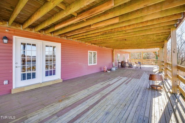 1404 Van Oaks Drive, Kingsport, TN 37665