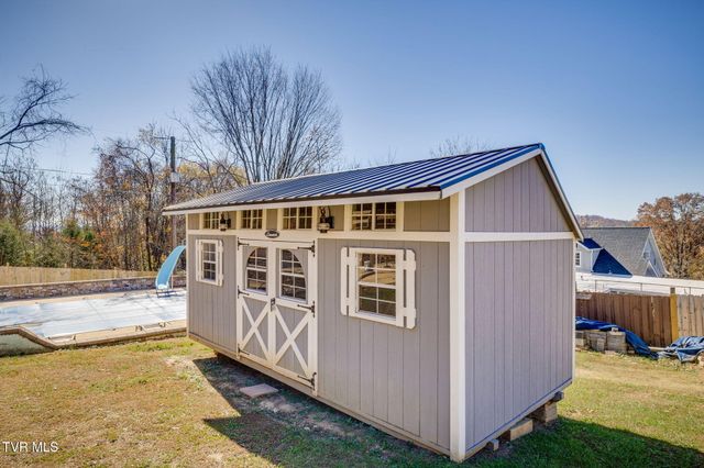 1404 Van Oaks Drive, Kingsport, TN 37665