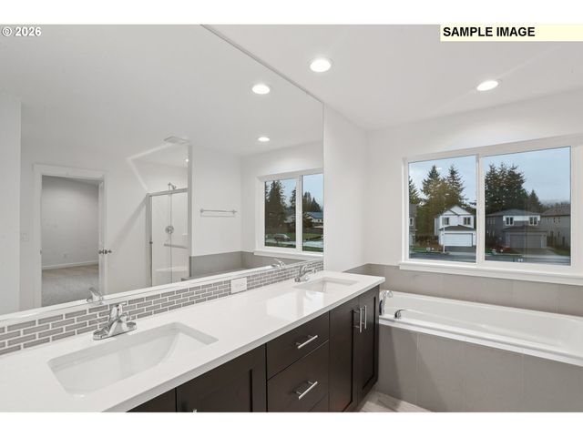 2100 Statesman Dr Lot 29, Woodland, WA 98674
