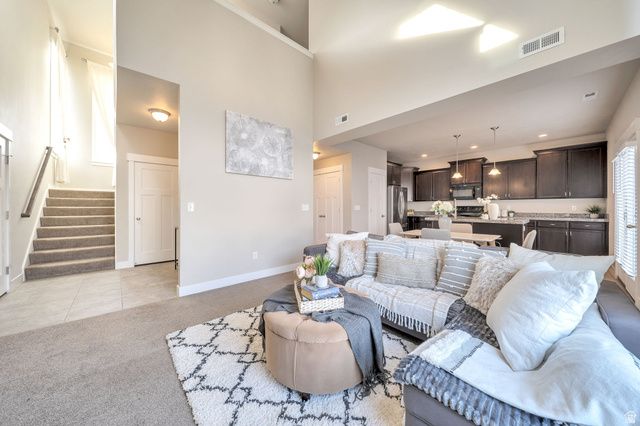 12731 S MEADOW RUN CT, Riverton, UT 84065