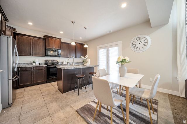 12731 S MEADOW RUN CT, Riverton, UT 84065