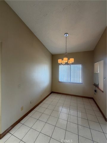19609 Seneca, Apple Valley, CA 92307