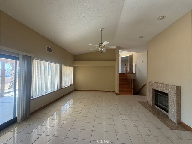 19609 Seneca, Apple Valley, CA 92307