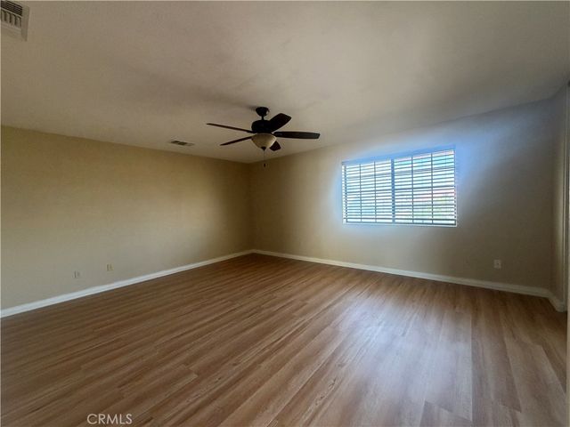 19609 Seneca, Apple Valley, CA 92307