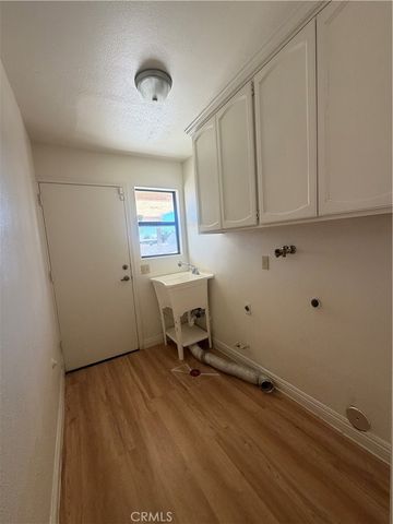 19609 Seneca, Apple Valley, CA 92307