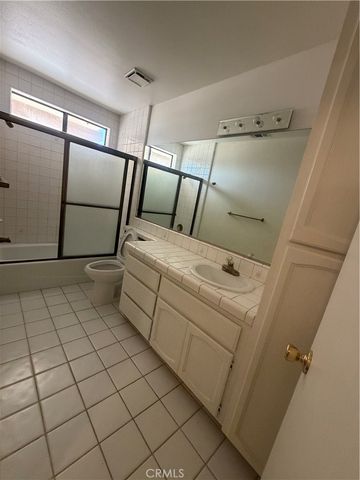 19609 Seneca, Apple Valley, CA 92307