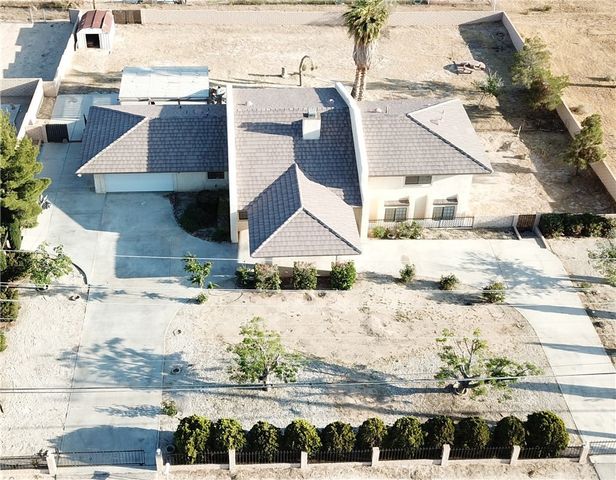 19609 Seneca, Apple Valley, CA 92307