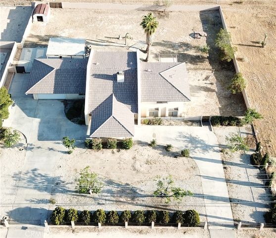 19609 Seneca, Apple Valley, CA 92307