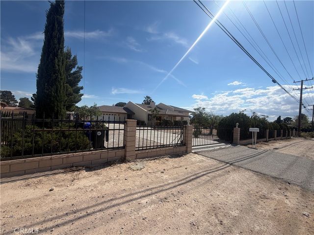 19609 Seneca, Apple Valley, CA 92307