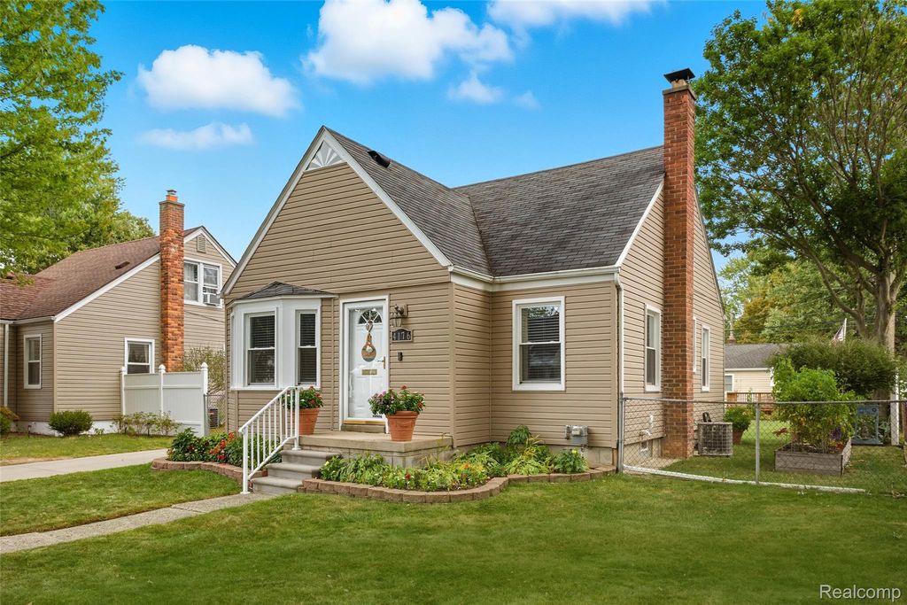 4176 Cummings Avenue, Berkley, MI 48072