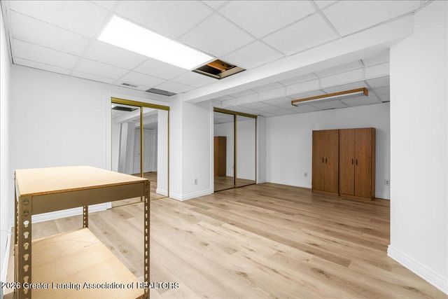 3930 Camperdown Drive, Lansing, MI 48911