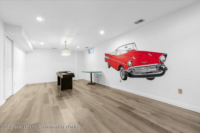 3930 Camperdown Drive, Lansing, MI 48911