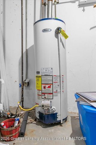 3930 Camperdown Drive, Lansing, MI 48911