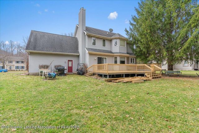 3930 Camperdown Drive, Lansing, MI 48911