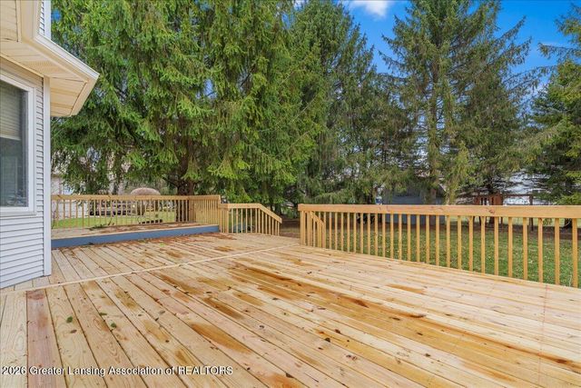 3930 Camperdown Drive, Lansing, MI 48911