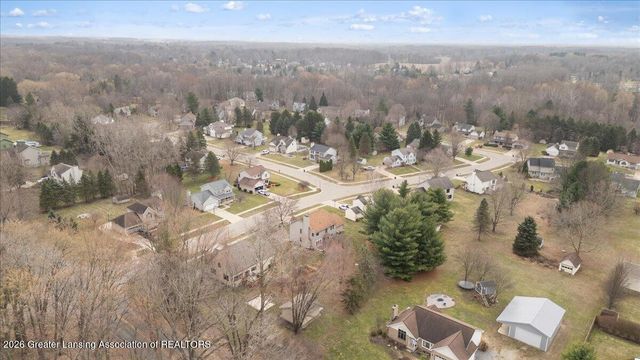 3930 Camperdown Drive, Lansing, MI 48911