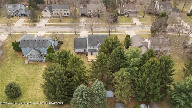 3930 Camperdown Drive, Lansing, MI 48911