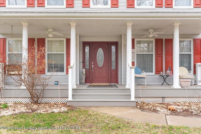 3930 Camperdown Drive, Lansing, MI 48911