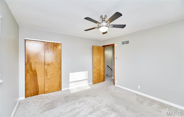 3204 Bristol Hall Drive, Bridgeton, MO 63044