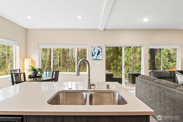 2891 Sandwood Lane, Blaine, WA 98230