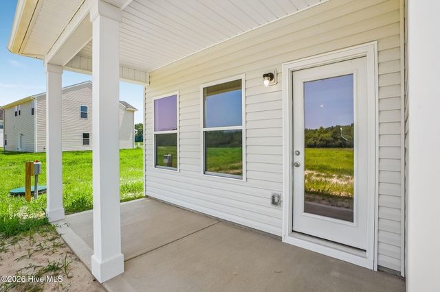 207 Hallwood Drive, Pikeville, NC 27863