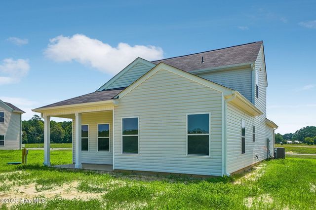 207 Hallwood Drive, Pikeville, NC 27863