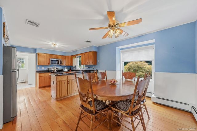 214 W Mombasha Road, Monroe, NY 10950