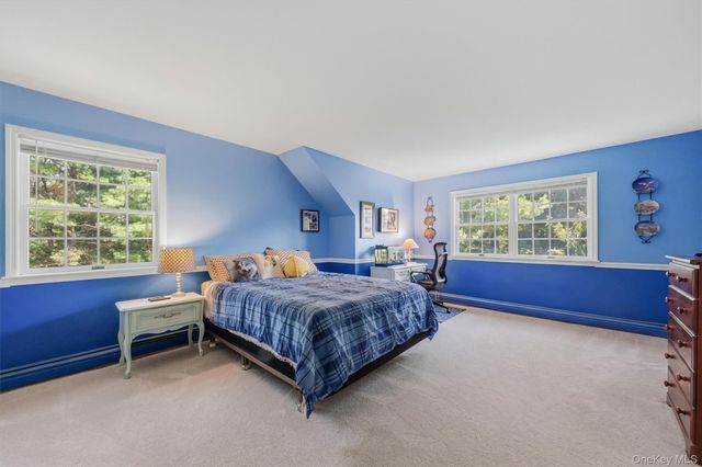 214 W Mombasha Road, Monroe, NY 10950