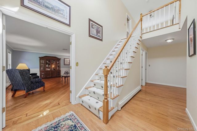 214 W Mombasha Road, Monroe, NY 10950