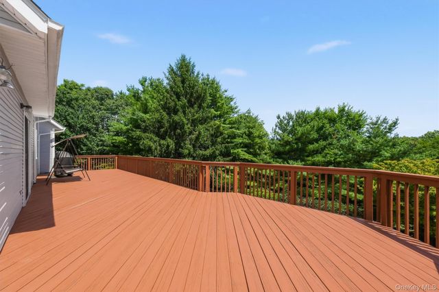 214 W Mombasha Road, Monroe, NY 10950