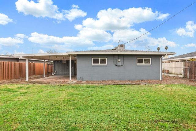 5014 Ortega St, Sacramento, CA 95820