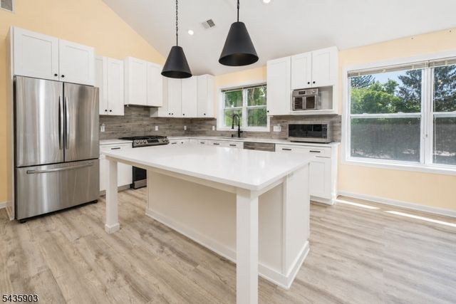 151 Kiel Ave, Butler Boro, NJ 07405