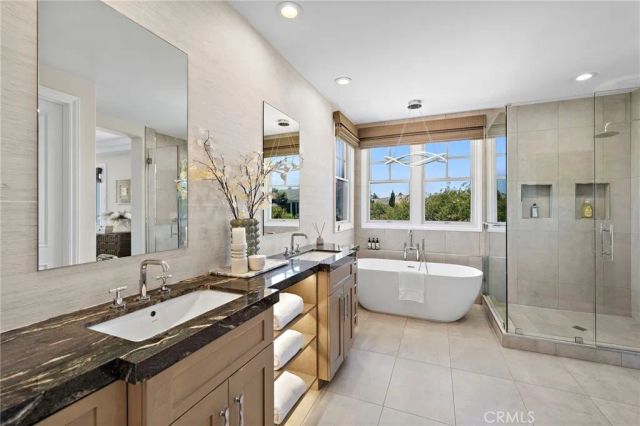 71 Old Course Drive, Newport Beach, CA 92660
