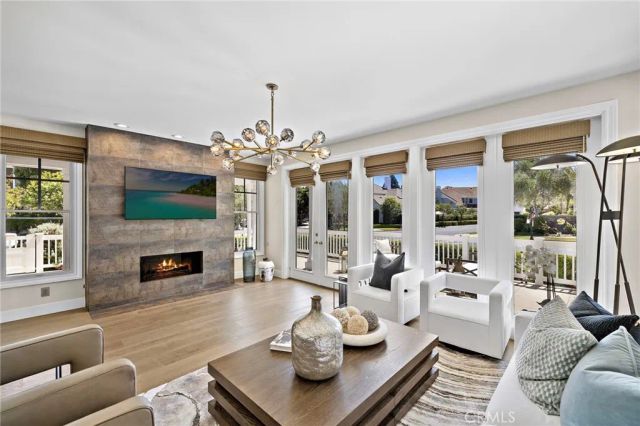 71 Old Course Drive, Newport Beach, CA 92660