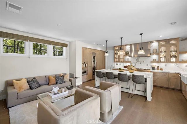 71 Old Course Drive, Newport Beach, CA 92660