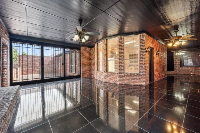 6906 Field Lark Drive, Arlington, TX 76002