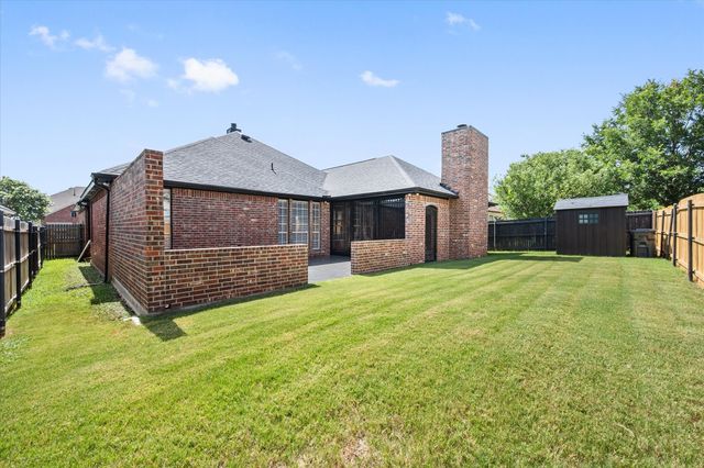 6906 Field Lark Drive, Arlington, TX 76002